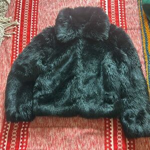 Top Shop Topshop Black Faux Fur Cropped Jacket Size 8